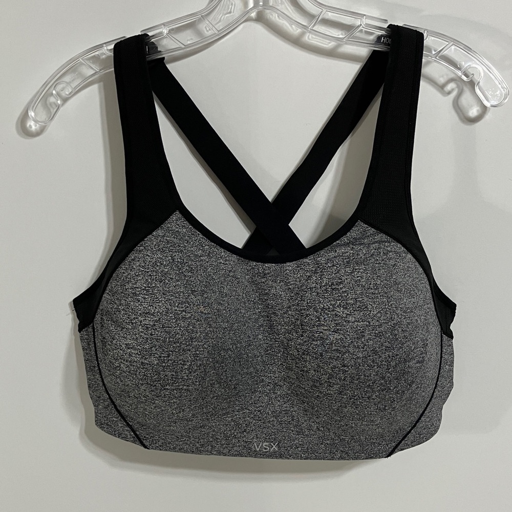 Victoria Secret VSX Heathered Black Sports Top Size 38DD.